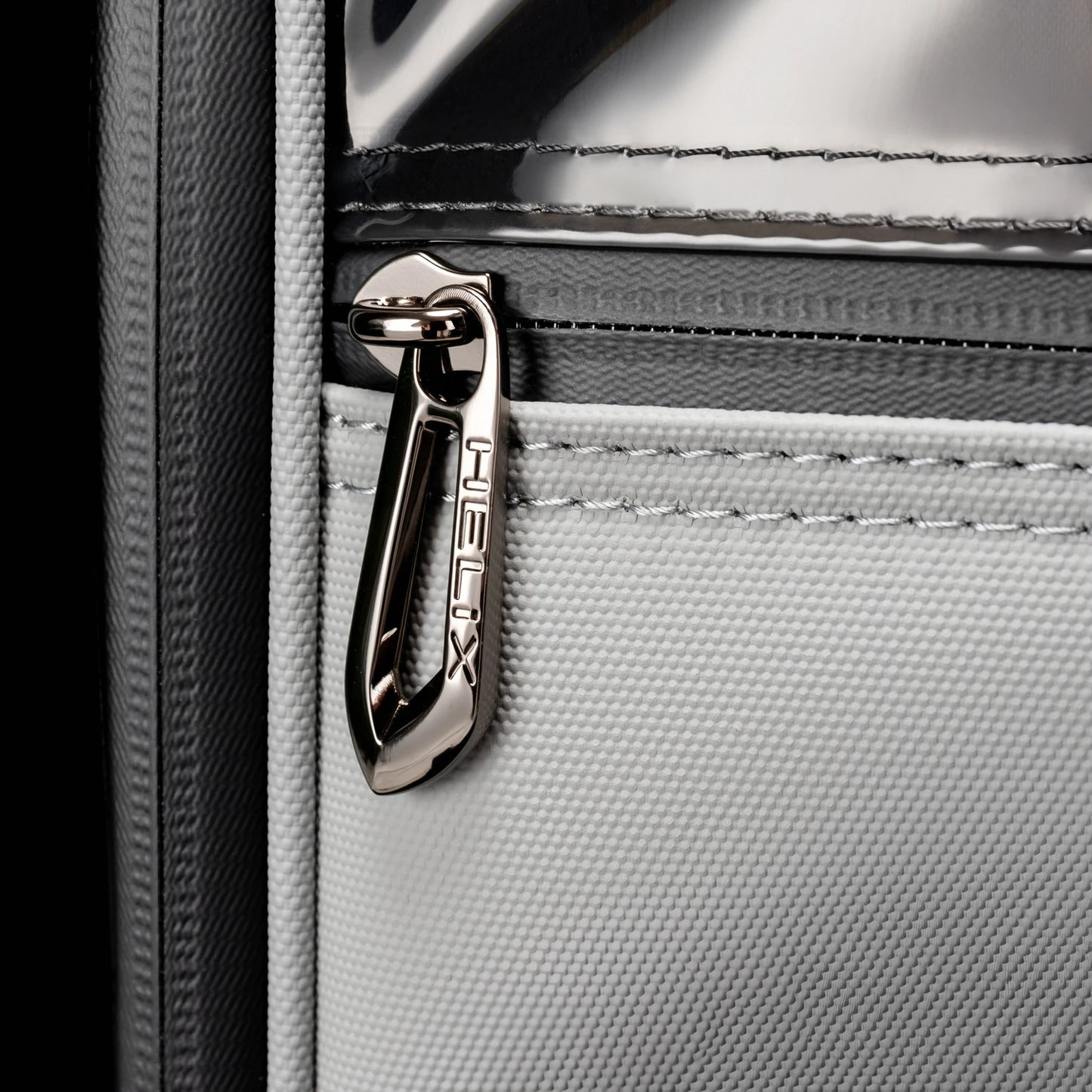 Golf Bag - 4 Wheels with Locking System, Retractable Hard Top for Club Protection During Airline Travel