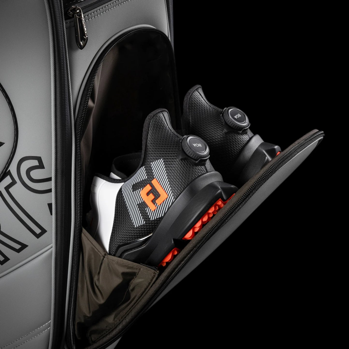 Golf Bag - 4 Wheels with Locking System, Retractable Hard Top for Club Protection During Airline Travel